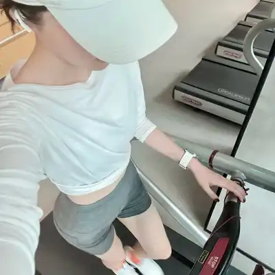 阎芳
